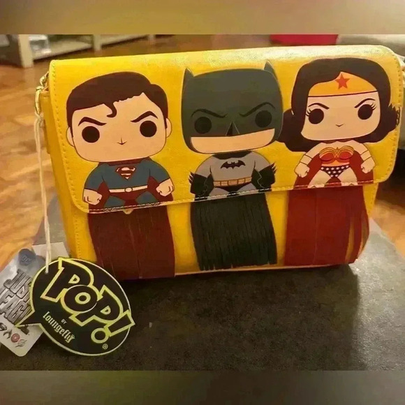 Loungefly DC Funko Pop Cross Body - Picture 1 of 5